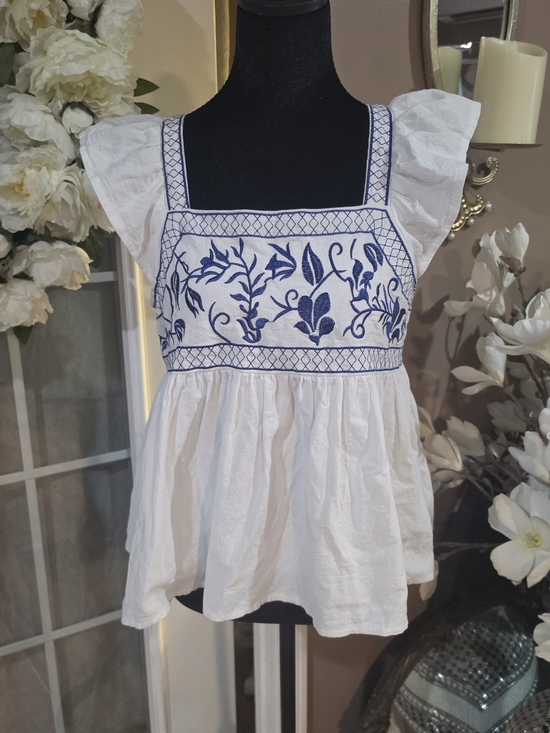 SHEIN Tops - SHEIN White Tank Top with Blue Embroidered Bodice